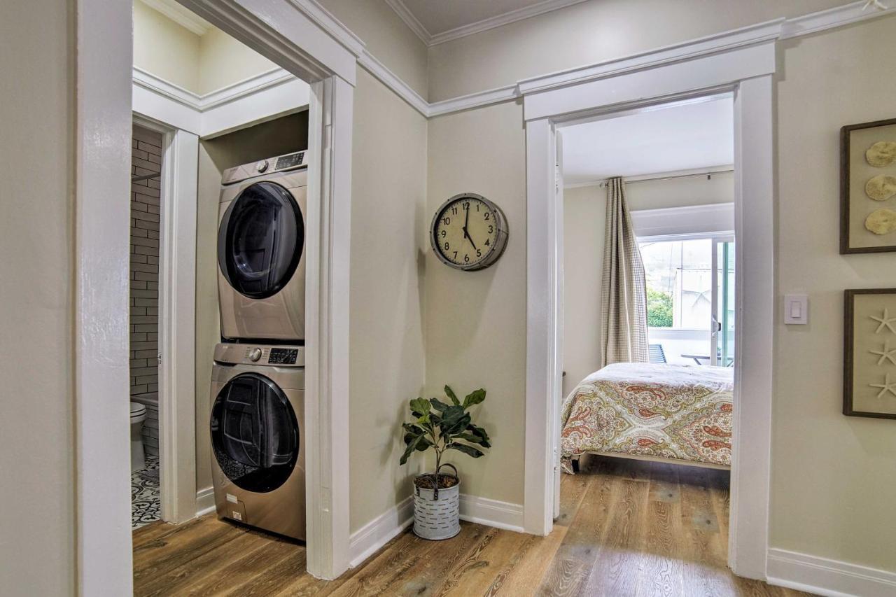 Charming Renovated Avalon Townhome, Walk To Beach! Экстерьер фото